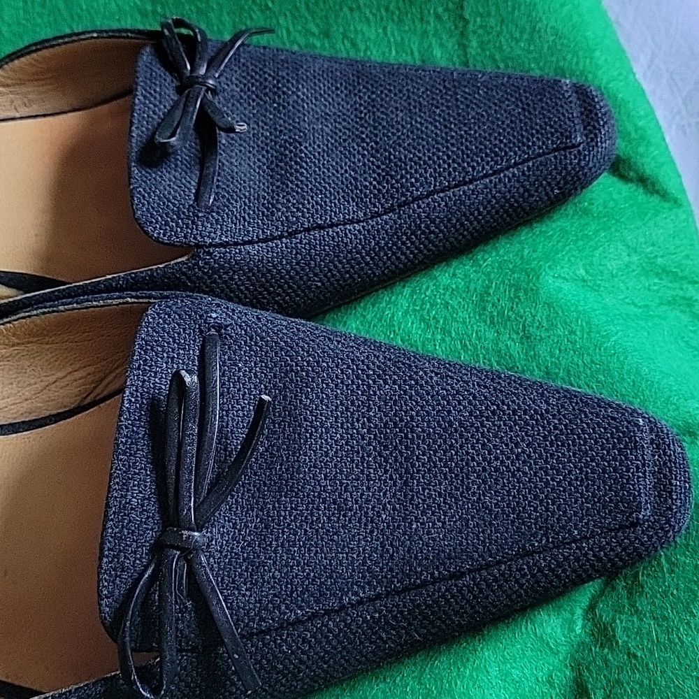 Authentic Gucci slide 👞 shoes - Picture 7 of 11